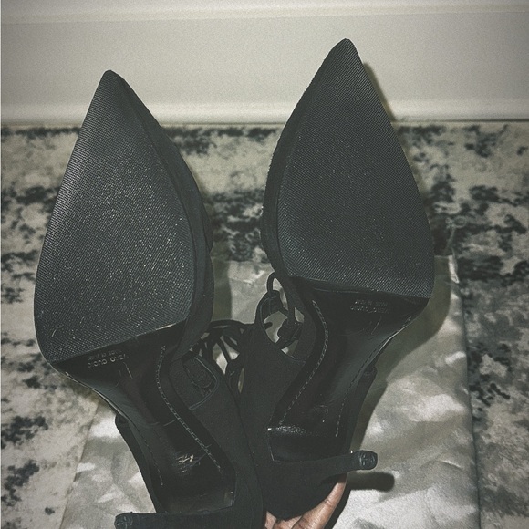 Giuseppe Zanotti lace up stiletto heels - Picture 4 of 4